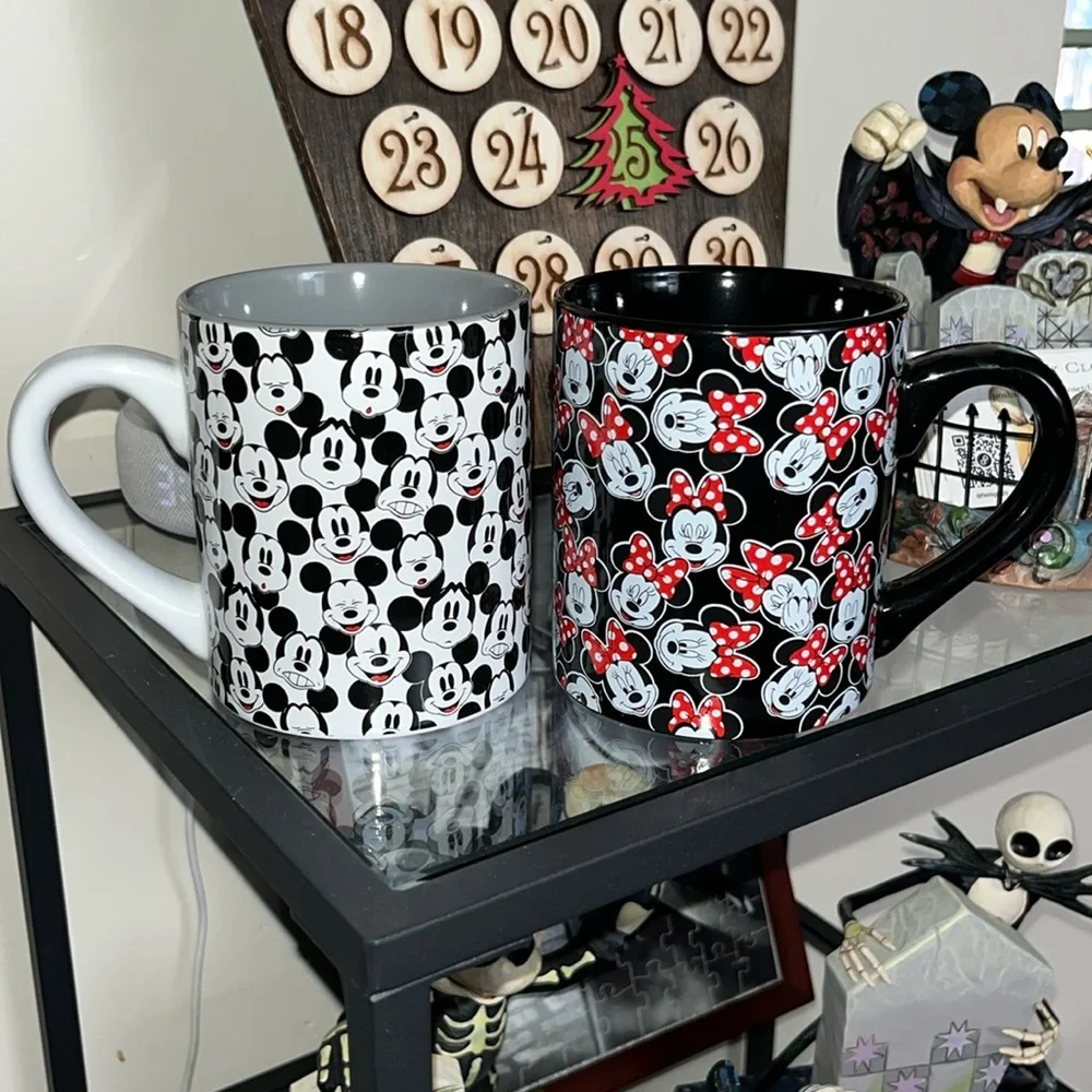 New Disney Mickey and Minnie mouse coffee mug set